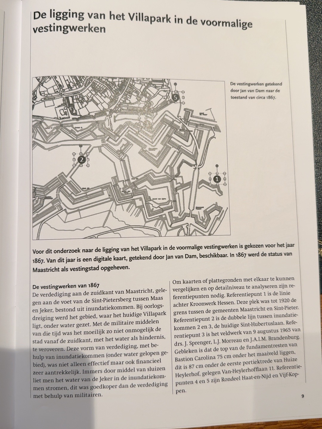 Pagina 9 van het artikel, met de historische kaart en uitleg van de referentiepunten